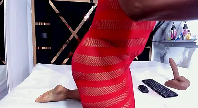 zara smitt online show from 11/29/25, 11:35