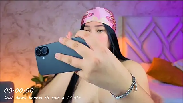 Snapshot of Leaa_Cox chatting on 07/08/26, 11:20 Leaa Cox online show from 07/08/26, 11:20