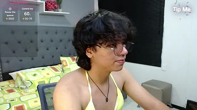 Snapshot of cheryl_bohareal chatting on 03/08/25, 04:06 cheryl bohareal online show from 03/08/25, 04:06