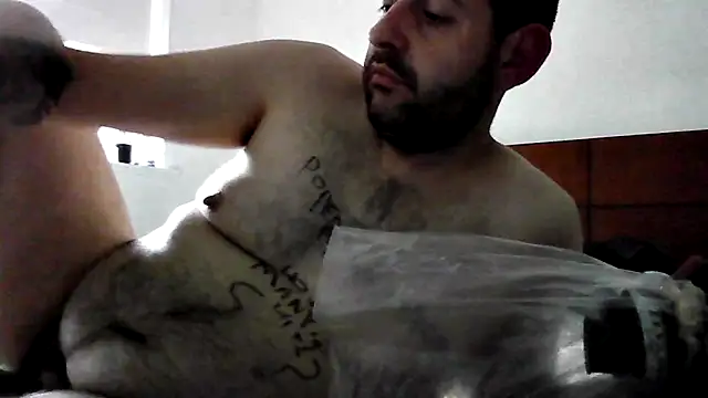 kinkyfag94 online show from 12/18/25, 10:05