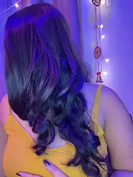 Snapshot of Dishasarmaa05 chatting on 09/17/25, 06:42 Dishasarmaa05 online show from 09/17/25, 06:42