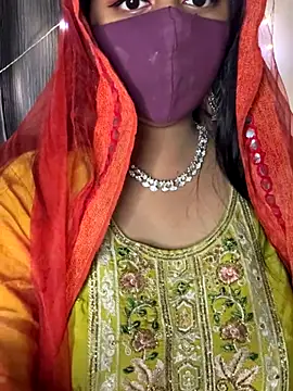 Snapshot of Dishasarmaa05 chatting on 11/14/25, 05:33 Dishasarmaa05 online show from 11/14/25, 05:33