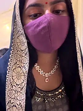 Snapshot of Dishasarmaa05 chatting on 11/17/25, 02:45 Dishasarmaa05 online show from 11/17/25, 02:45