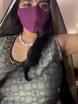 Snapshot of Dishasarmaa05 chatting on 12/15/25, 03:05 Dishasarmaa05 online show from 12/15/25, 03:05