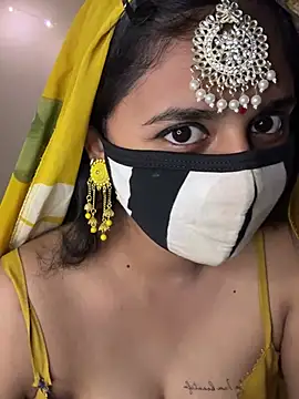 Snapshot of Dishasarmaa05 chatting on 03/06/26, 05:09 Dishasarmaa05 online show from 03/06/26, 05:09