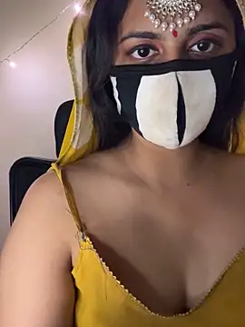 Snapshot of Dishasarmaa05 chatting on 04/19/26, 02:38 Dishasarmaa05 online show from 04/19/26, 02:38