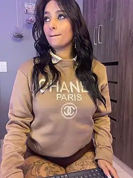 Snapshot of Ashly_hills chatting on 05/01/26, 03:11 Ashly hills online show from 05/01/26, 03:11