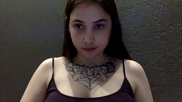 Snapshot of bysinka18 chatting on 04/17/26, 07:28 bysinka18 online show from 04/17/26, 07:28