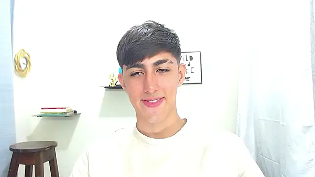 Snapshot of babymaik chatting on 02/21/25, 08:16 babymaik online show from 02/21/25, 08:16