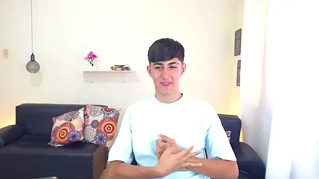 Snapshot of babymaik chatting on 02/23/25, 07:28 babymaik online show from 02/23/25, 07:28