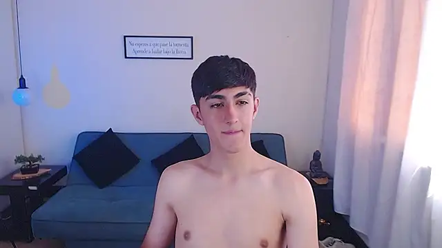 Snapshot of babymaik chatting on 03/05/25, 04:24 babymaik online show from 03/05/25, 04:24