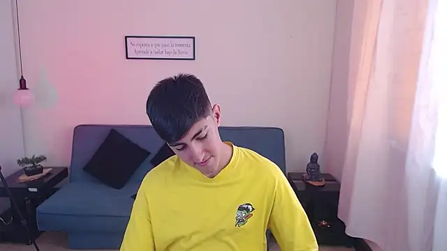 Snapshot of babymaik chatting on 03/22/25, 04:37 babymaik online show from 03/22/25, 04:37