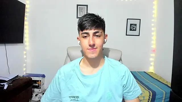 Snapshot of babymaik chatting on 09/08/25, 08:41 babymaik online show from 09/08/25, 08:41