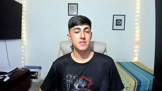 Snapshot of babymaik chatting on 09/10/25, 05:40 babymaik online show from 09/10/25, 05:40