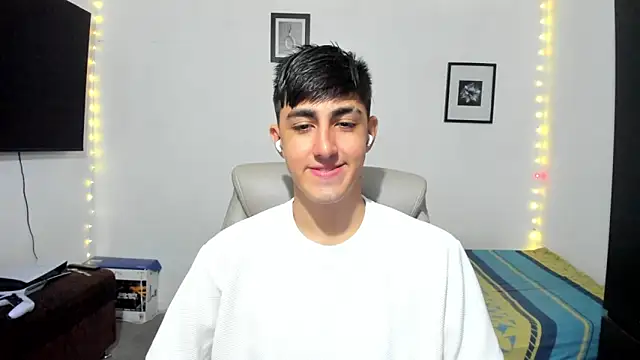 Snapshot of babymaik chatting on 09/10/25, 09:04 babymaik online show from 09/10/25, 09:04