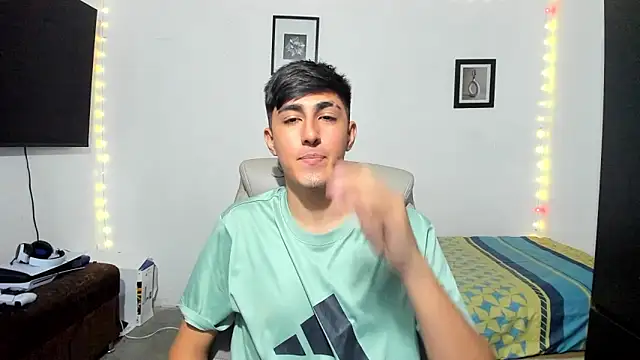 Snapshot of babymaik chatting on 10/09/25, 08:51 babymaik online show from 10/09/25, 08:51