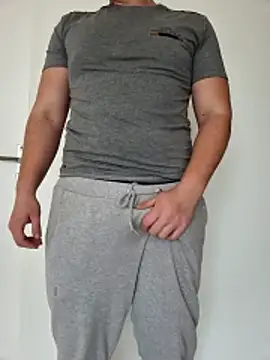 Snapshot of JBM007 chatting on 03/30/26, 01:34 JBM007 online show from 03/30/26, 01:34