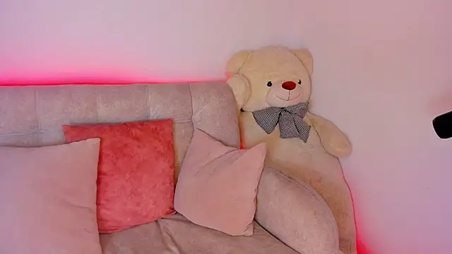 MIaloveone  online show from 03/13/25, 04:27