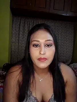 Snapshot of hotlovr chatting on 02/24/25, 08:36 hotlovr online show from 02/24/25, 08:36