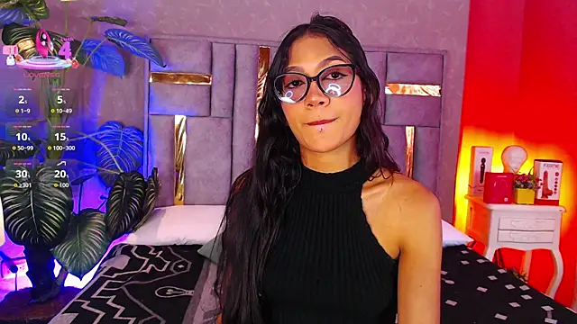 Tyla Ks online show from 12/03/25, 07:45