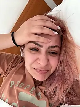 KittieHallo online show from 02/21/25, 02:06