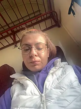 KittieHallo online show from 03/11/25, 05:38