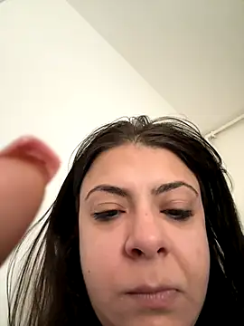 KittieHallo online show from 10/21/25, 06:58