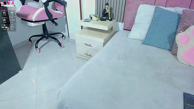 cutie sarax1 online show from 11/26/25, 01:01