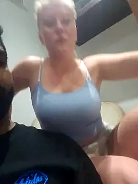 Snapshot of siniminandspice chatting on 03/05/25, 10:21 siniminandspice online show from 03/05/25, 10:21