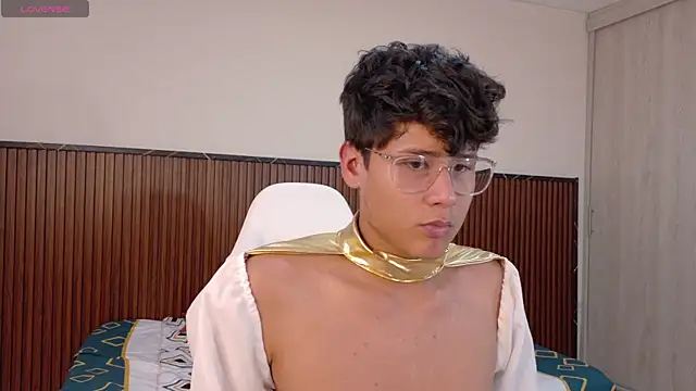 Snapshot of Raiden__Boy chatting on 02/26/25, 09:05 Raiden Boy online show from 02/26/25, 09:05