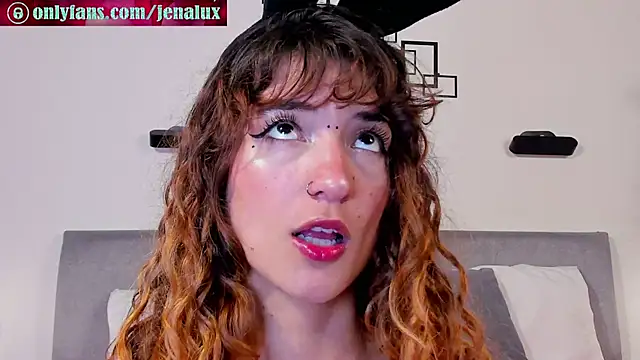 Snapshot of jennalux_ chatting on 04/17/26, 12:02 jennalux online show from 04/17/26, 12:02