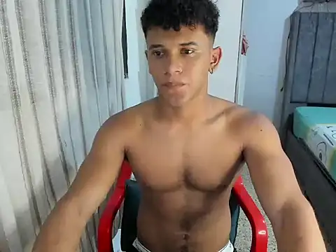 Snapshot of Fox2evans chatting on 01/17/26, 07:13 Fox2evans online show from 01/17/26, 07:13