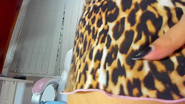 abigail fx online show from 03/04/25, 03:11