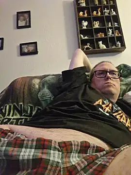 Smallone327 online show from 01/10/26, 07:21