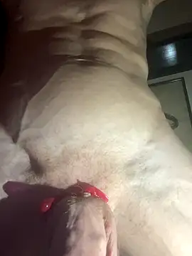 Snapshot of cazzone912025 chatting on 11/01/25, 04:47 cazzone912025 online show from 11/01/25, 04:47