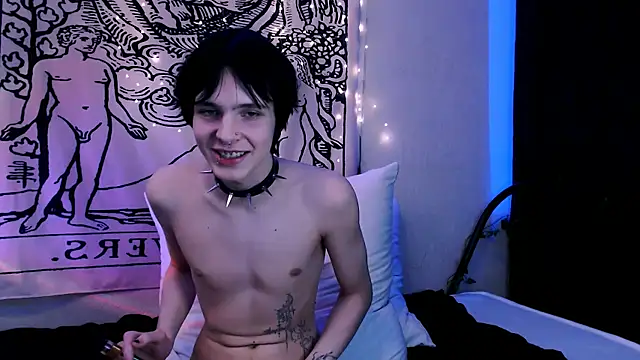 Snapshot of timi-moon chatting on 03/15/25, 02:56 timi-moon online show from 03/15/25, 02:56