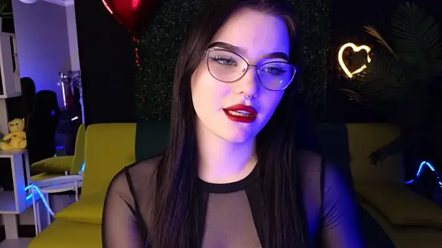 Snapshot of milliedoll chatting on 02/22/25, 11:35 milliedoll online show from 02/22/25, 11:35