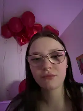 Snapshot of milliedoll chatting on 03/22/25, 07:20 milliedoll online show from 03/22/25, 07:20