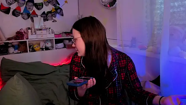 Snapshot of milliedoll chatting on 12/20/25, 05:14 milliedoll online show from 12/20/25, 05:14