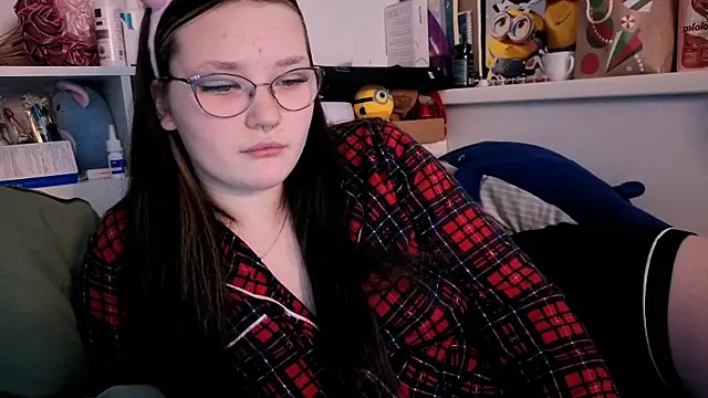 Snapshot of milliedoll chatting on 01/07/26, 03:53 milliedoll online show from 01/07/26, 03:53