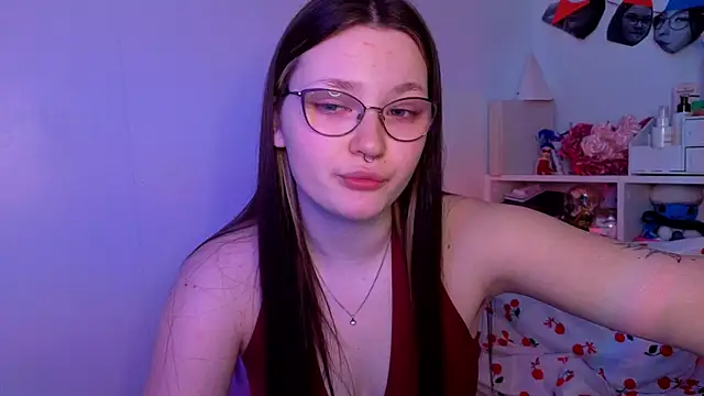 Snapshot of milliedoll chatting on 02/16/26, 10:00 milliedoll online show from 02/16/26, 10:00