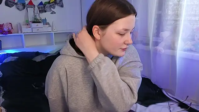 Snapshot of milliedoll chatting on 03/01/26, 02:57 milliedoll online show from 03/01/26, 02:57