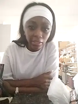 xxTatiannaxx online show from 05/23/26, 02:21