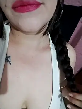 Snapshot of superdaddy009 chatting on 10/18/25, 12:57 superdaddy009 online show from 10/18/25, 12:57