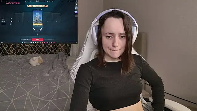 Luna Loveee online show from 01/10/26, 04:25