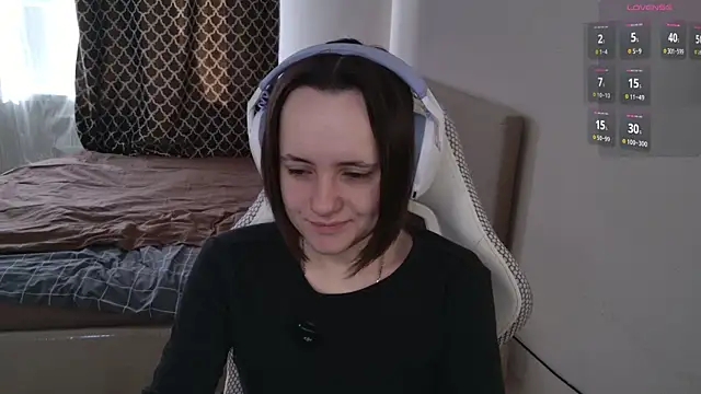 Luna Loveee online show from 07/03/26, 05:03