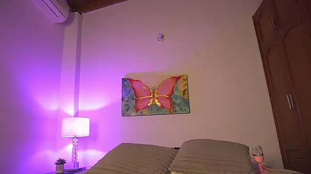 Snapshot of gala_monroe chatting on 03/21/26, 11:04 gala monroe online show from 03/21/26, 11:04