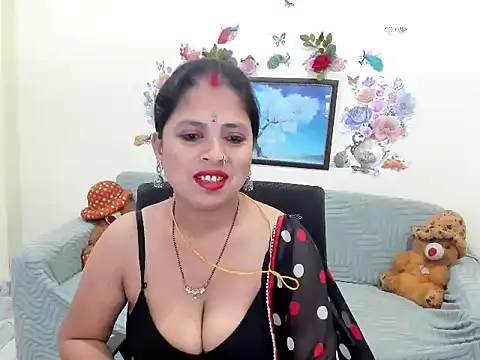 leahgotiii online show from 05/18/26, 04:18