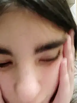 Snapshot of bbabyclauu chatting on 03/19/25, 10:31 bbabyclauu online show from 03/19/25, 10:31