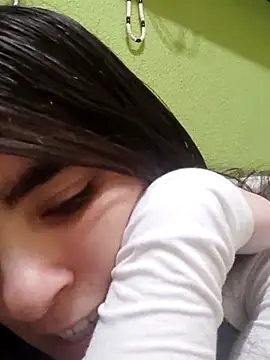 Snapshot of bbabyclauu chatting on 03/20/25, 11:34 bbabyclauu online show from 03/20/25, 11:34